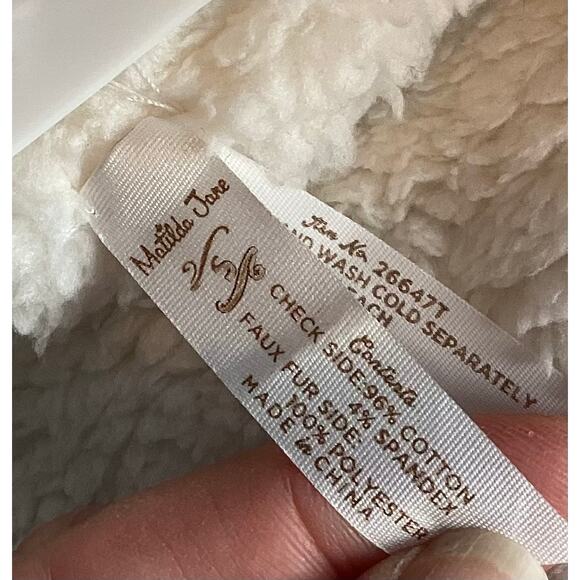 NWT Matilda Jane Plaid Faux Fur Lined Open Front Reversible Vest Gray Small - Picture 10 of 12